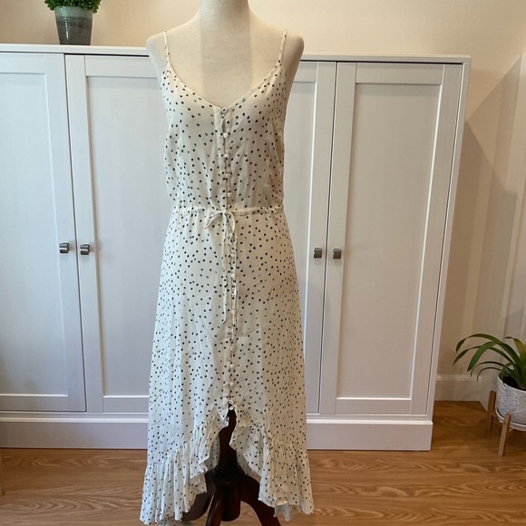 NWT Rails Frida Button Front Ruffle polka Dots Midi Dress Size XS - Picture 4 of 12